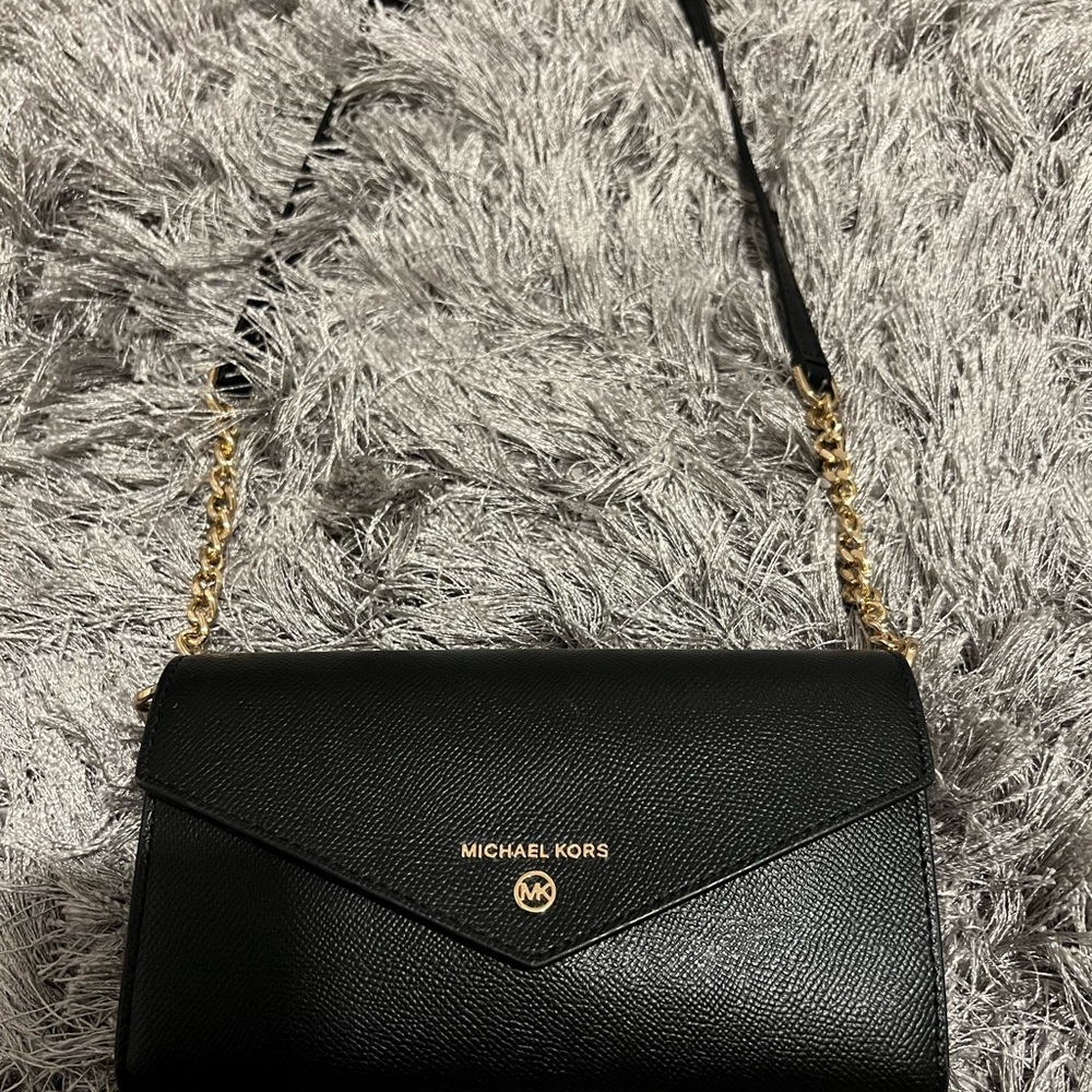 michael kors black crossbody purse wallet